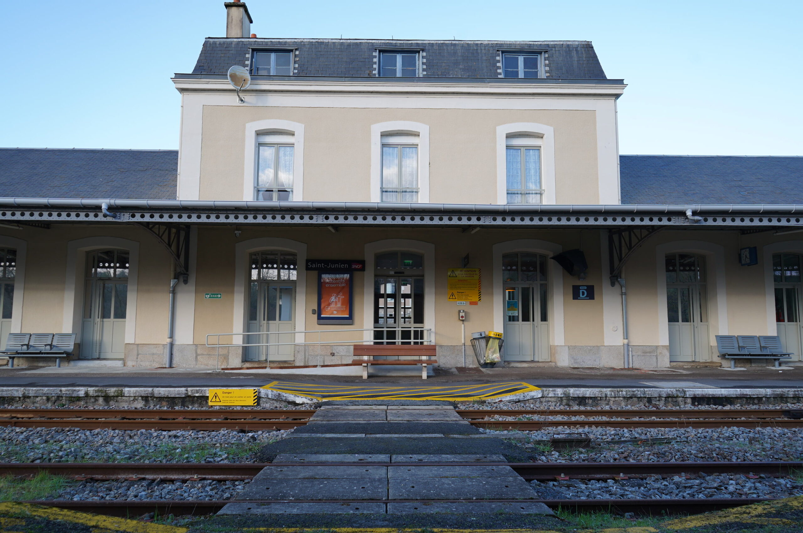 La Ville de Limoges célèbre les droits de l’enfant… Mais pour ceux qui dorment à la rue, les récents propos du maire ne sont guère fraternels. (Photo : © Murielle Thomazeau)